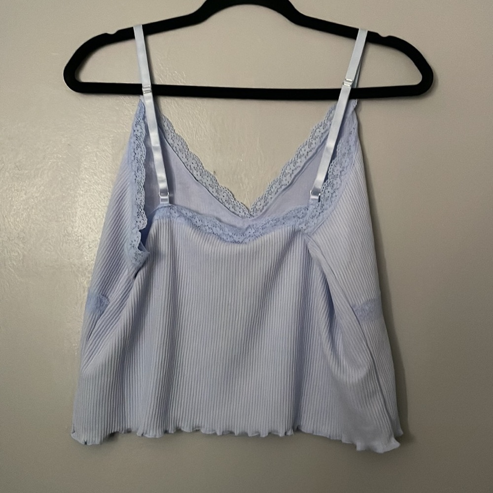Tank. H & M Divided periwinkle blue cropped ribbed camisole. XL. NWT. Lace trim - Picture 2 of 6